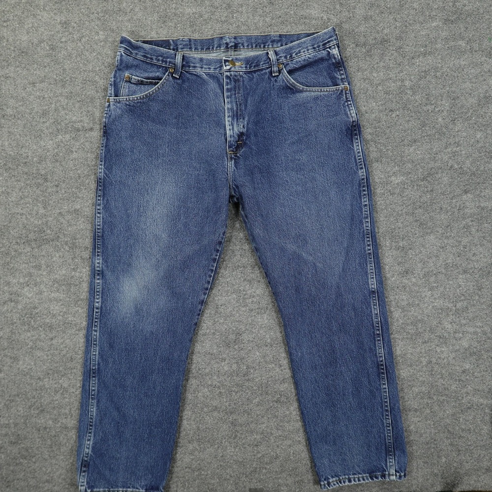 Wrangler Jeans Mens 40x30 Blue Regular Fit Straight Leg Denim Medium Wash